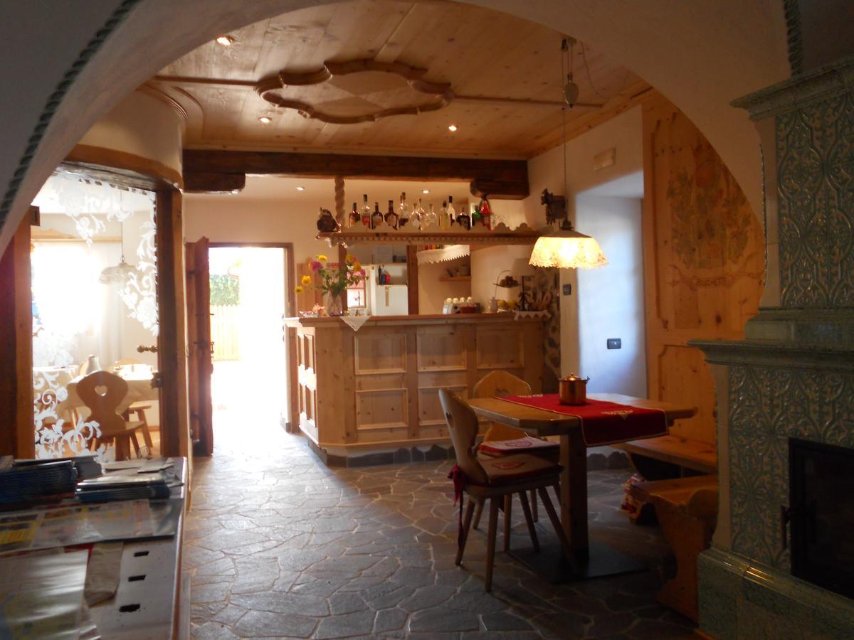 Hotel Garni Salvanel 卡瓦莱塞 外观 照片